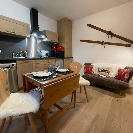 Appartamento T2 30M2 Plein Centre, Lit Fait, Linge Fourni, Wifi Cauterets Esterno foto